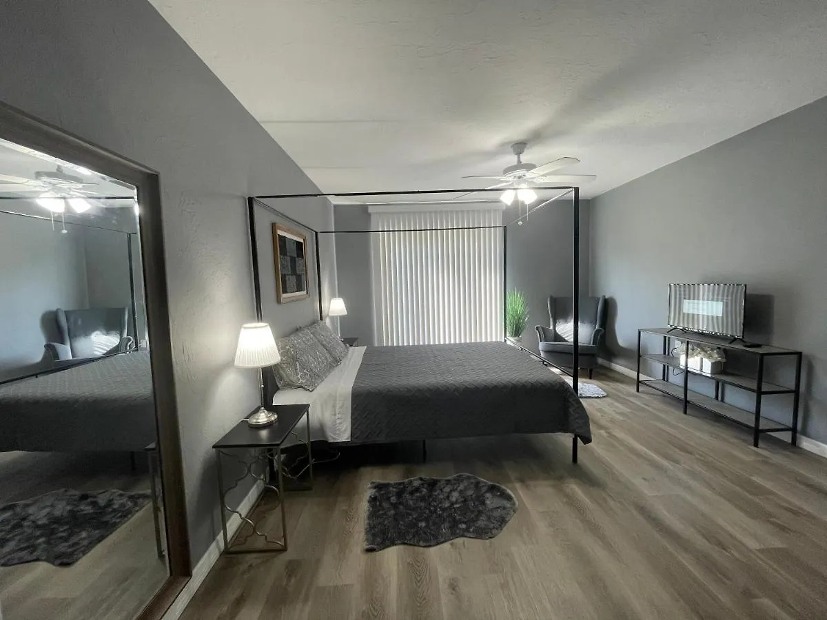 Holiday home Downtown Sarasota House By Siesta Key, Golfing And Pinecraft Villa
